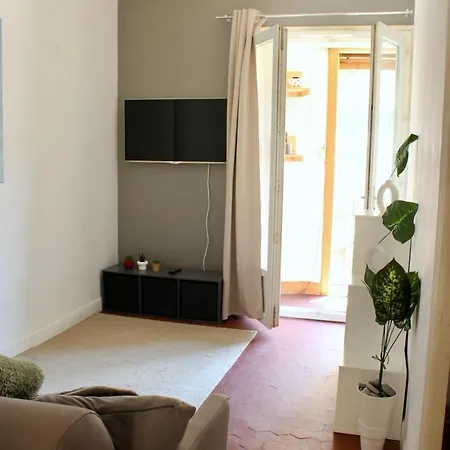 Le Riviera - Centre - Climatise & Gare A 10 Min * Antibes