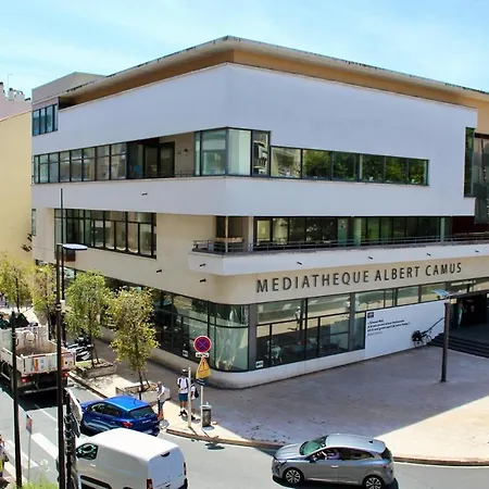 Le Riviera - Centre - Climatise & Gare A 10 Min Apartment *