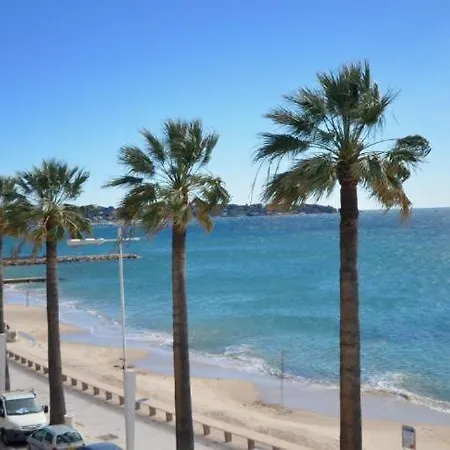 Le Riviera - Centre - Climatise & Gare A 10 Min Apartment *